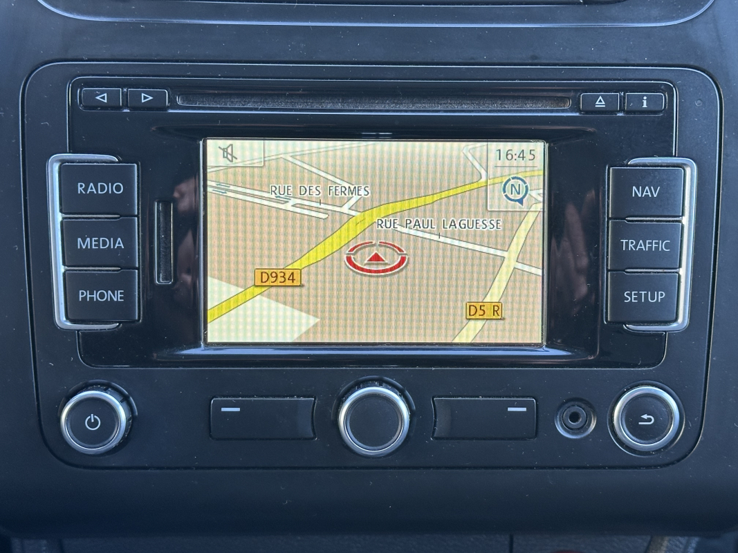 Volkswagen Touran — 26