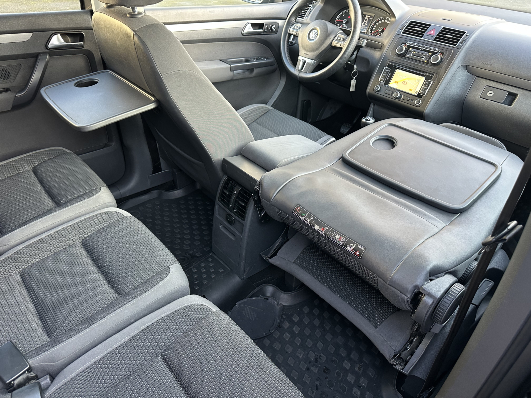 Volkswagen Touran — 19