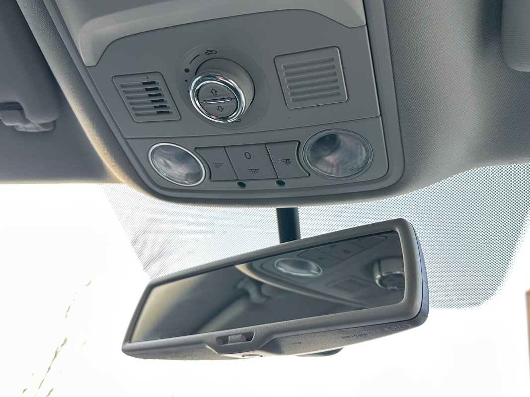 Volkswagen Touran — 34
