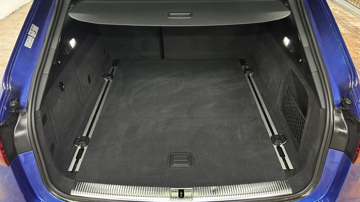 Audi A6 Avant — 12