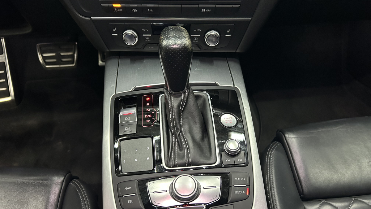 Audi A6 Avant — 28