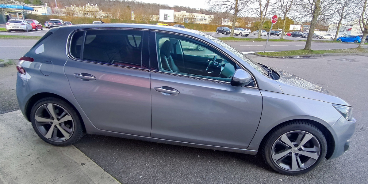 Peugeot 308 — 5
