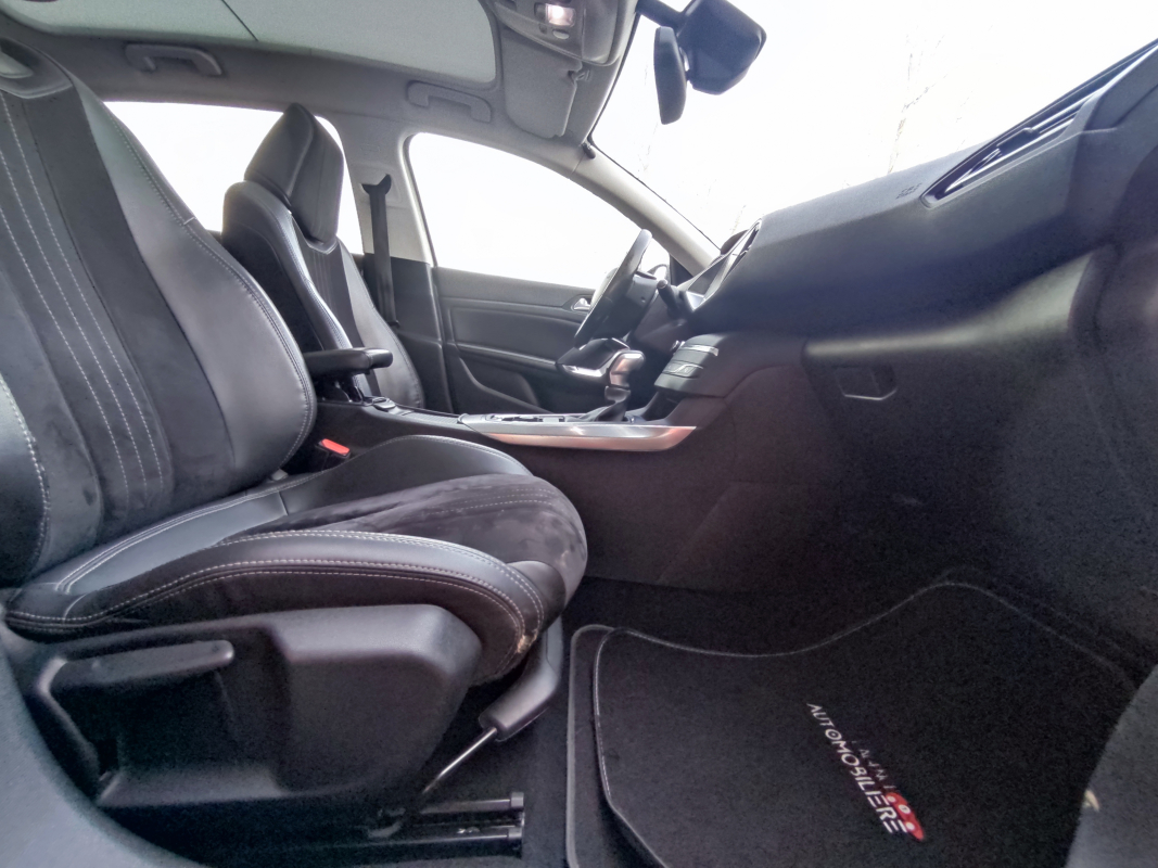 Peugeot 308 — 24
