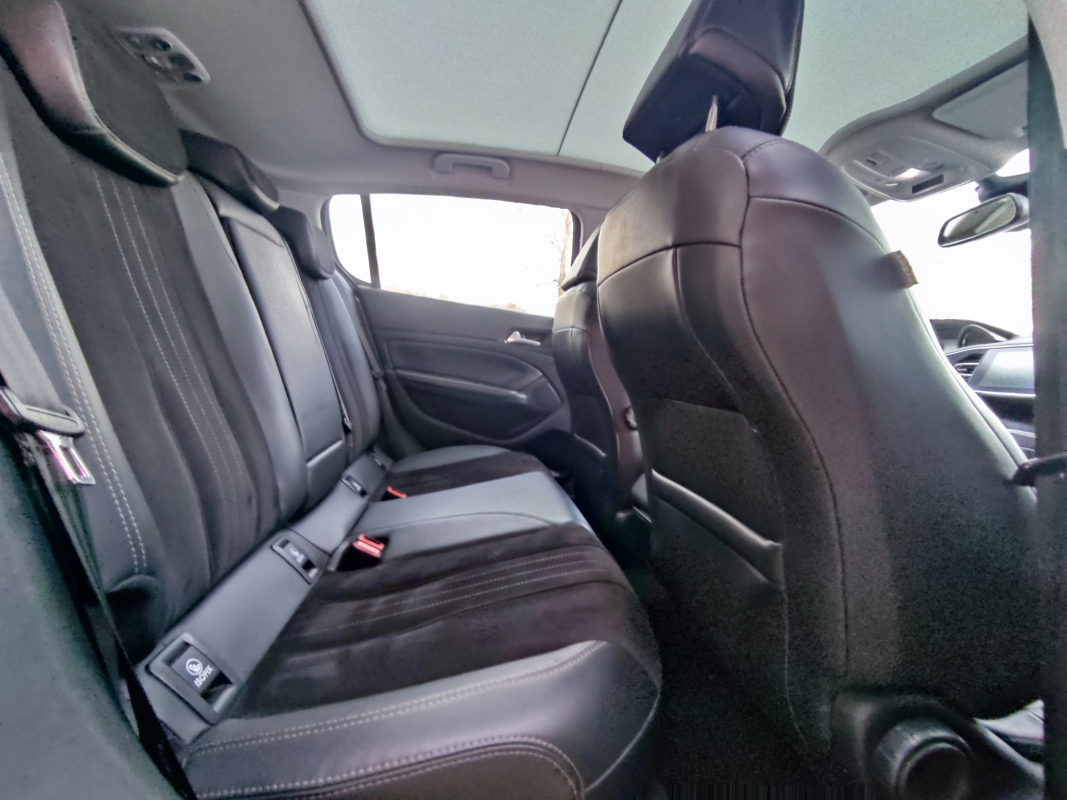 Peugeot 308 — 25