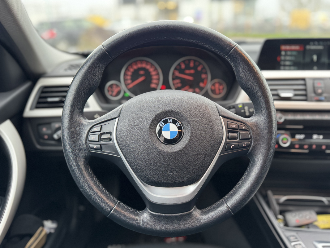 Bmw Série 3 — 13