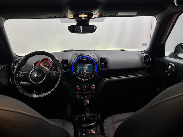 Mini Countryman — 20