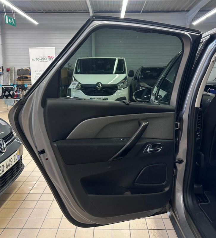 Citroen C4 Picasso — 31