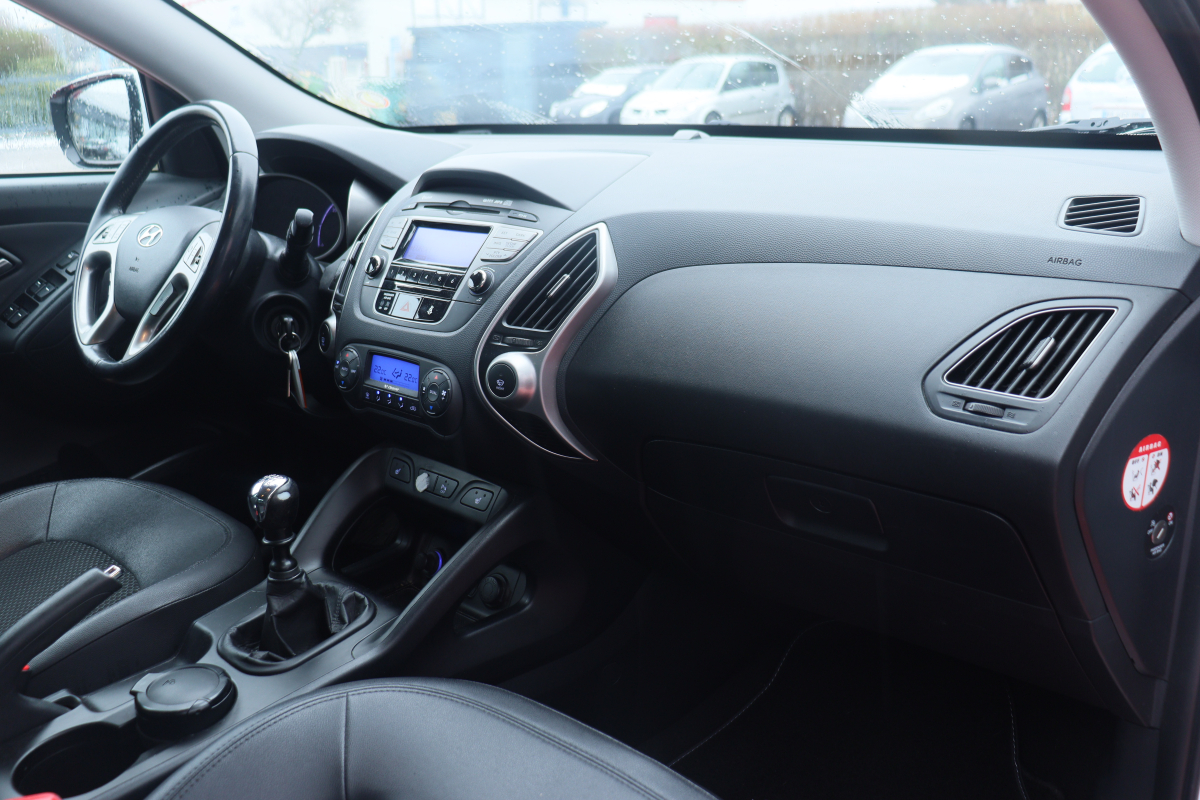 Hyundai ix35 — 10