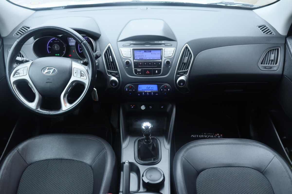 Hyundai ix35 — 11