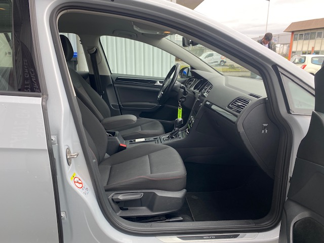 Volkswagen Golf — 16