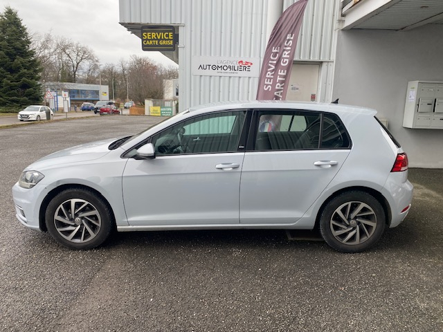 Volkswagen Golf — 4