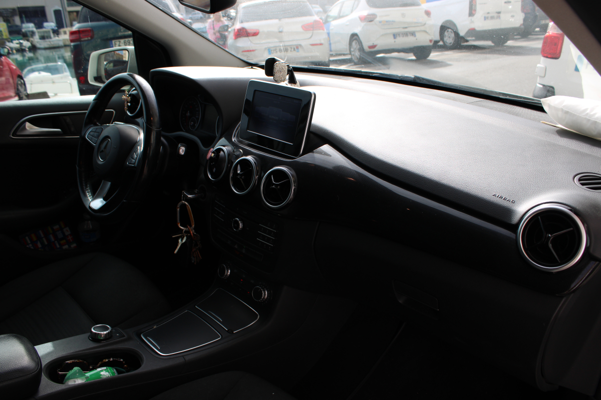 Mercedes Classe B — 9