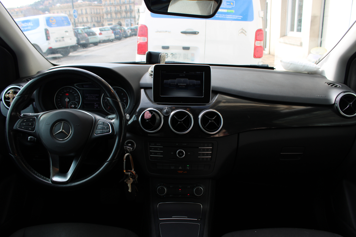 Mercedes Classe B — 10
