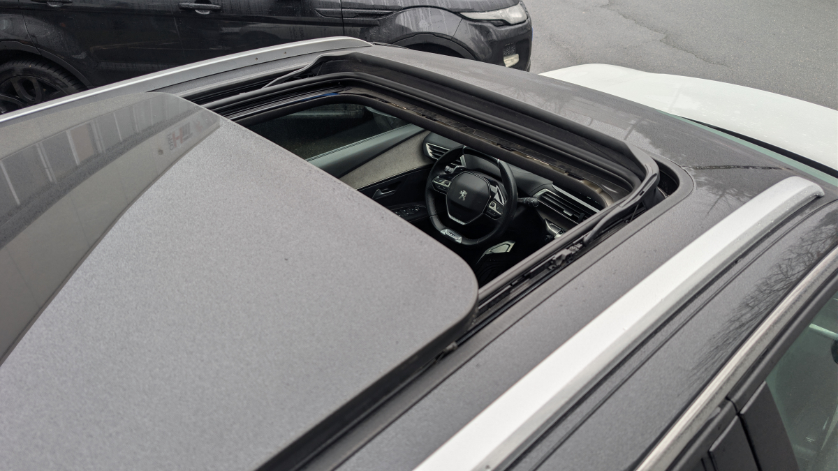 Peugeot 3008 — 23