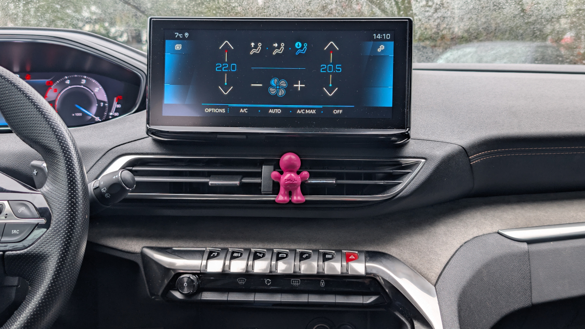 Peugeot 3008 — 29