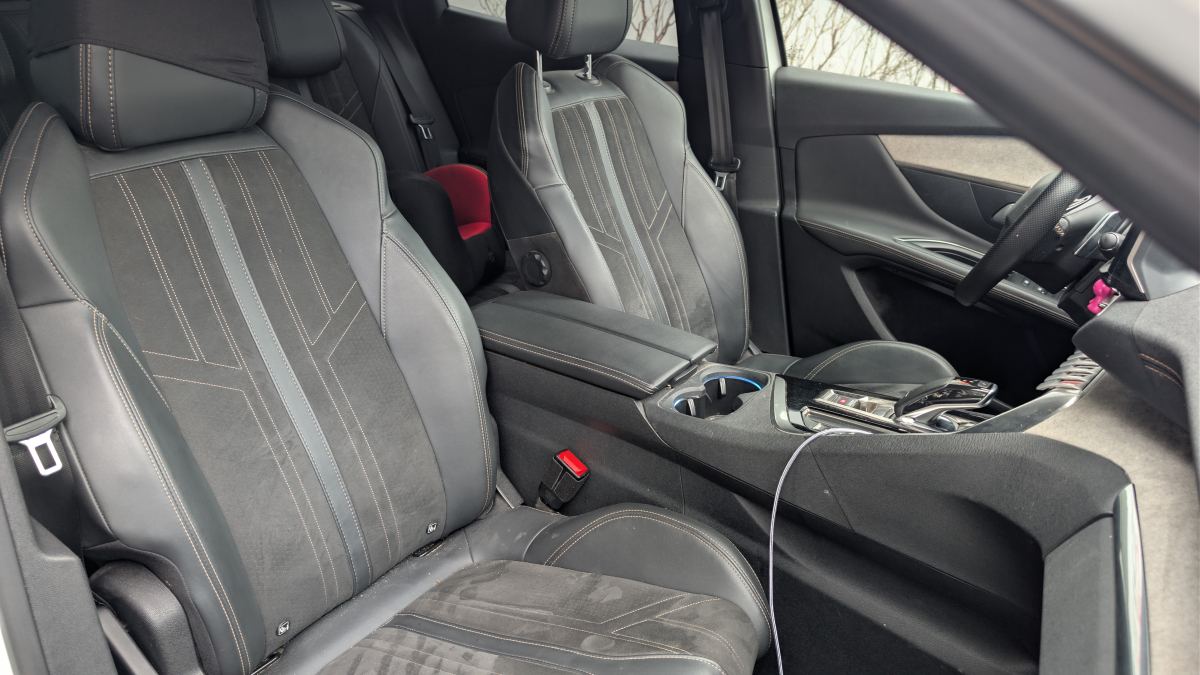 Peugeot 3008 — 13
