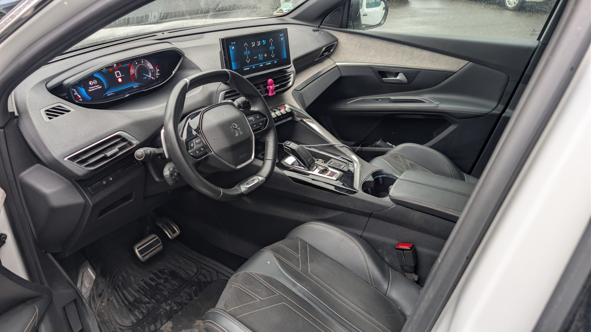 Peugeot 3008 — 9