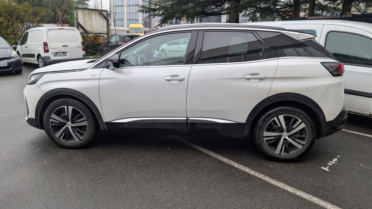 Peugeot 3008 — 4