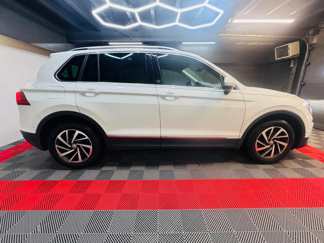 Volkswagen Tiguan — 4