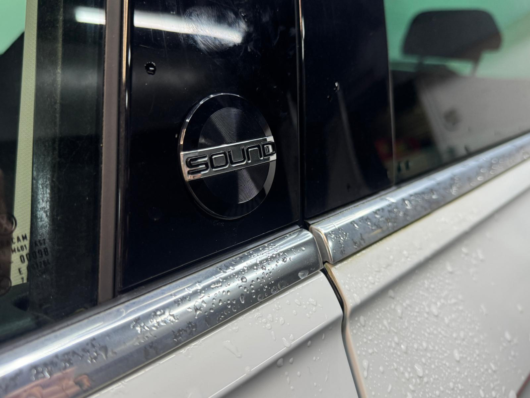 Volkswagen Tiguan — 9
