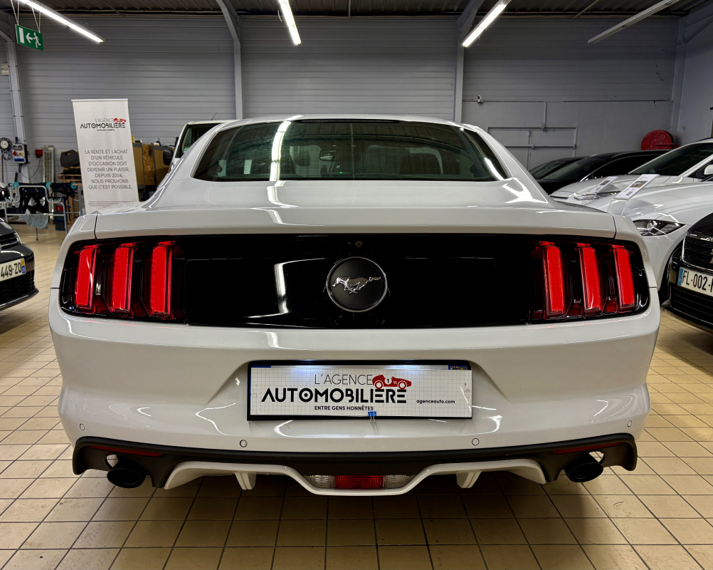 Ford Mustang — 6