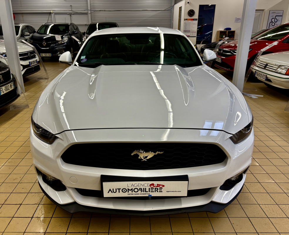 Ford Mustang — 3