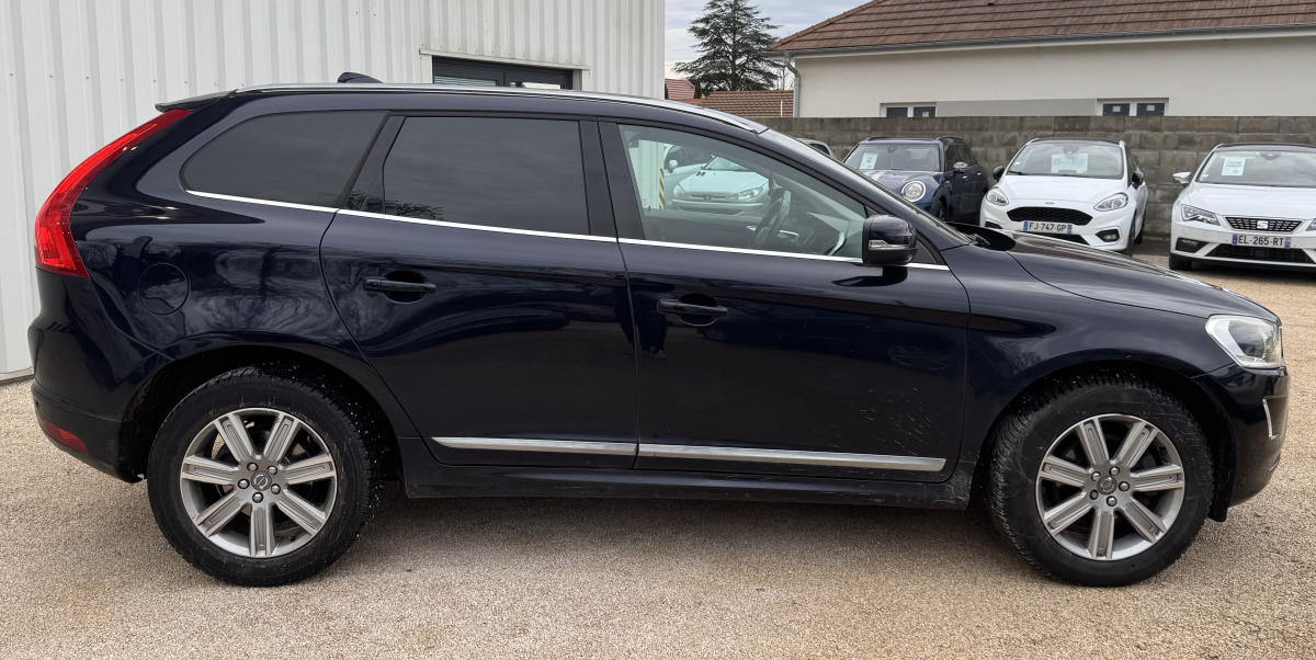 Volvo XC60 — 8