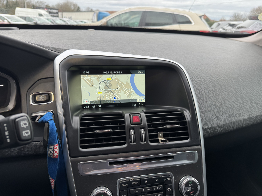Volvo XC60 — 14