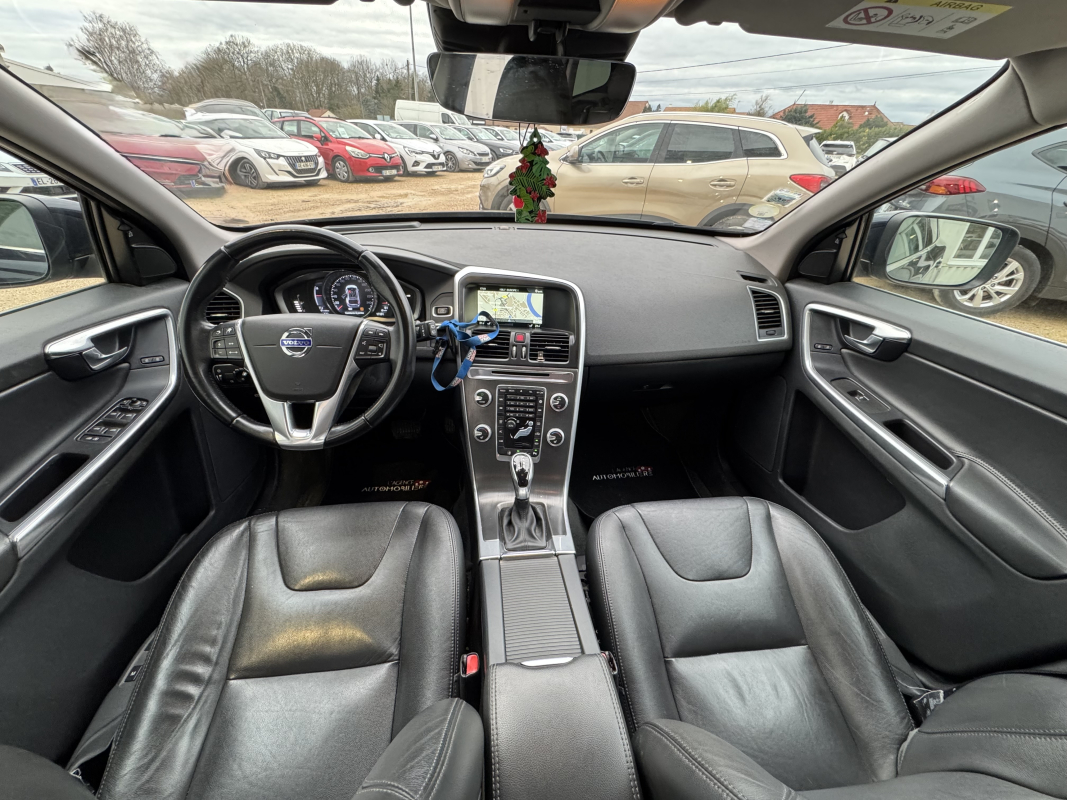 Volvo XC60 — 11