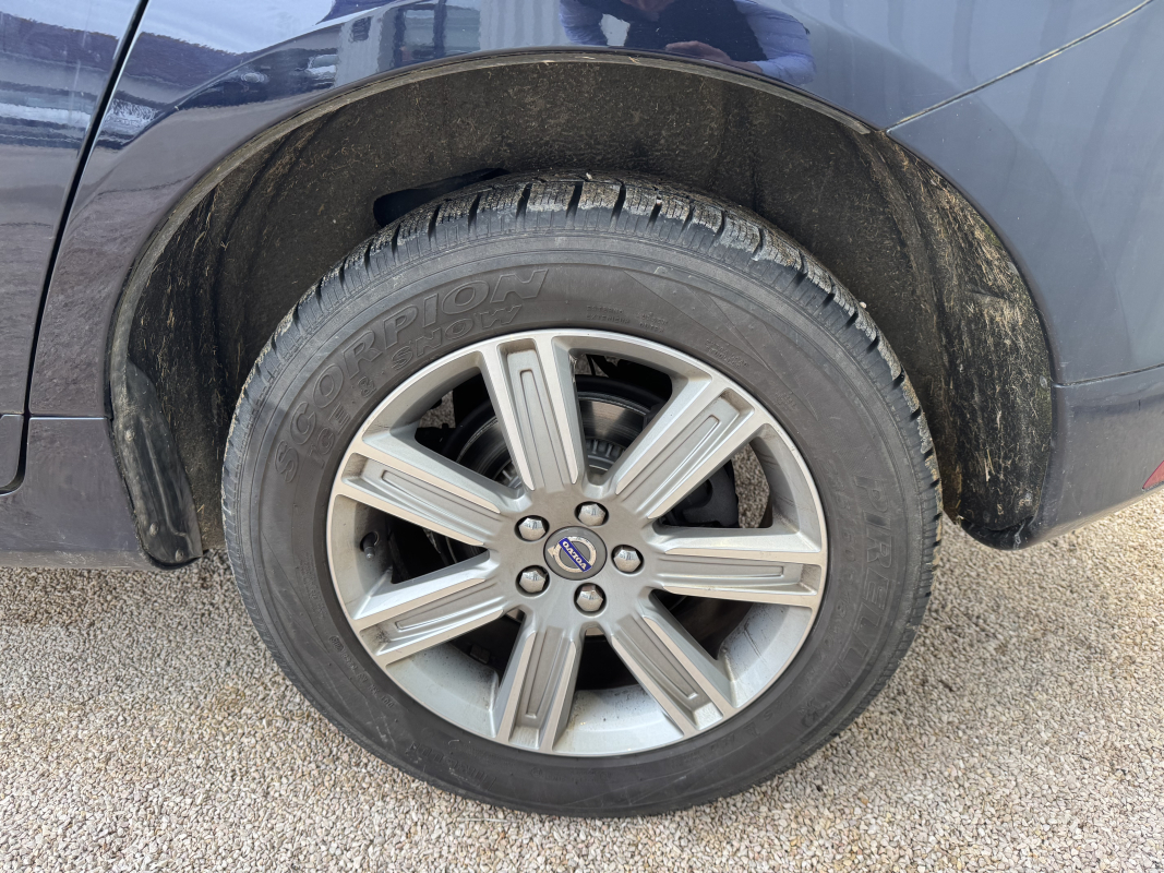 Volvo XC60 — 23