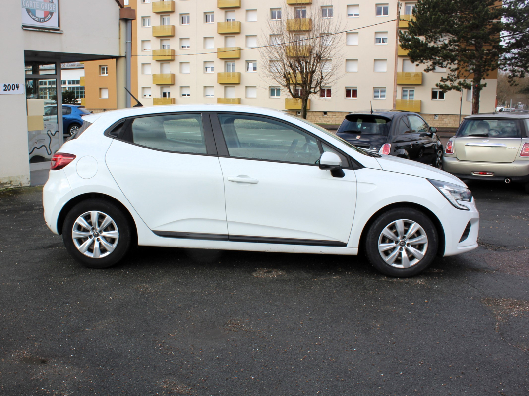 Renault Clio — 21