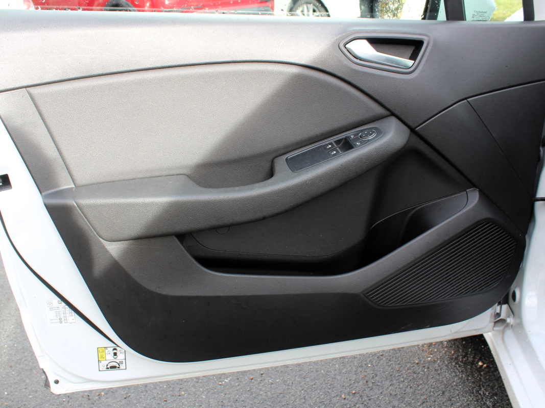 Renault Clio — 9