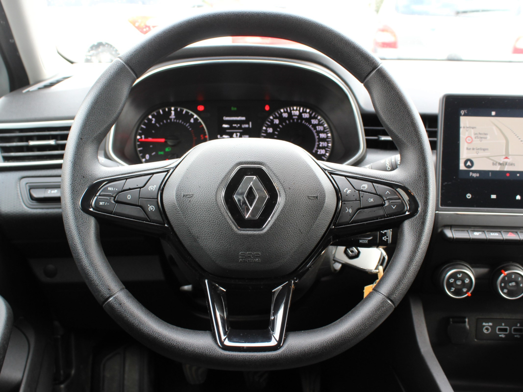 Renault Clio — 30