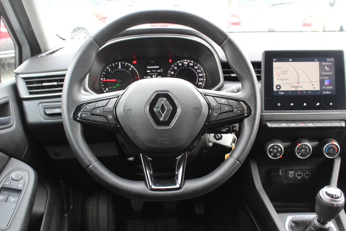 Renault Clio — 15