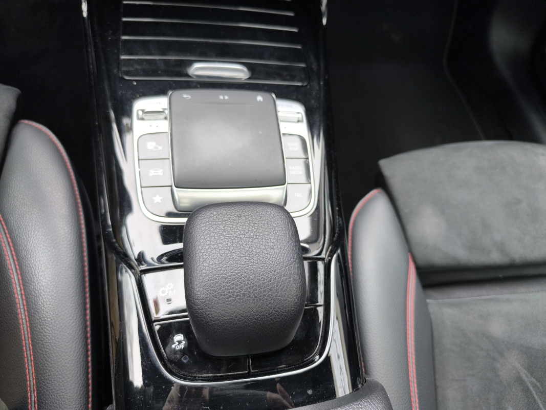 Mercedes Classe A — 24