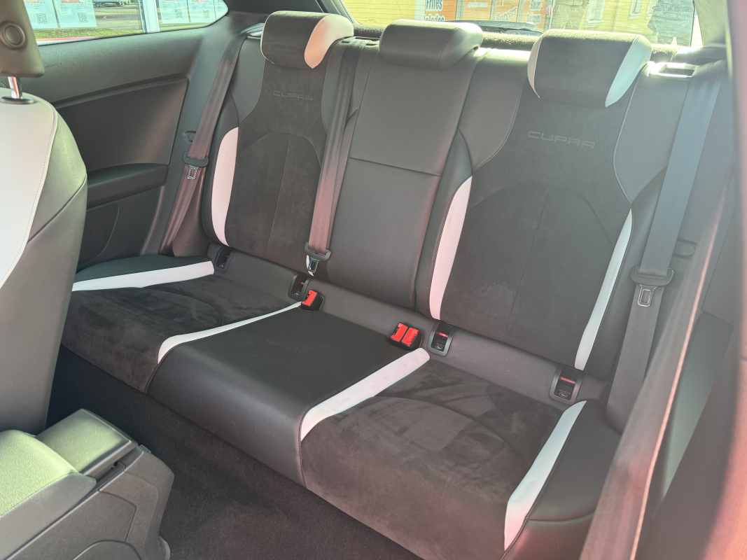 Seat Leon — 23