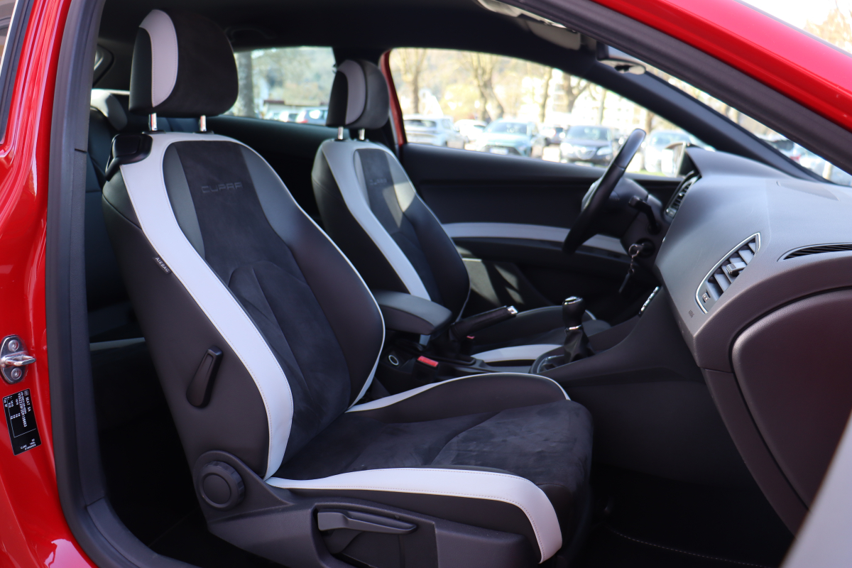 Seat Leon — 8