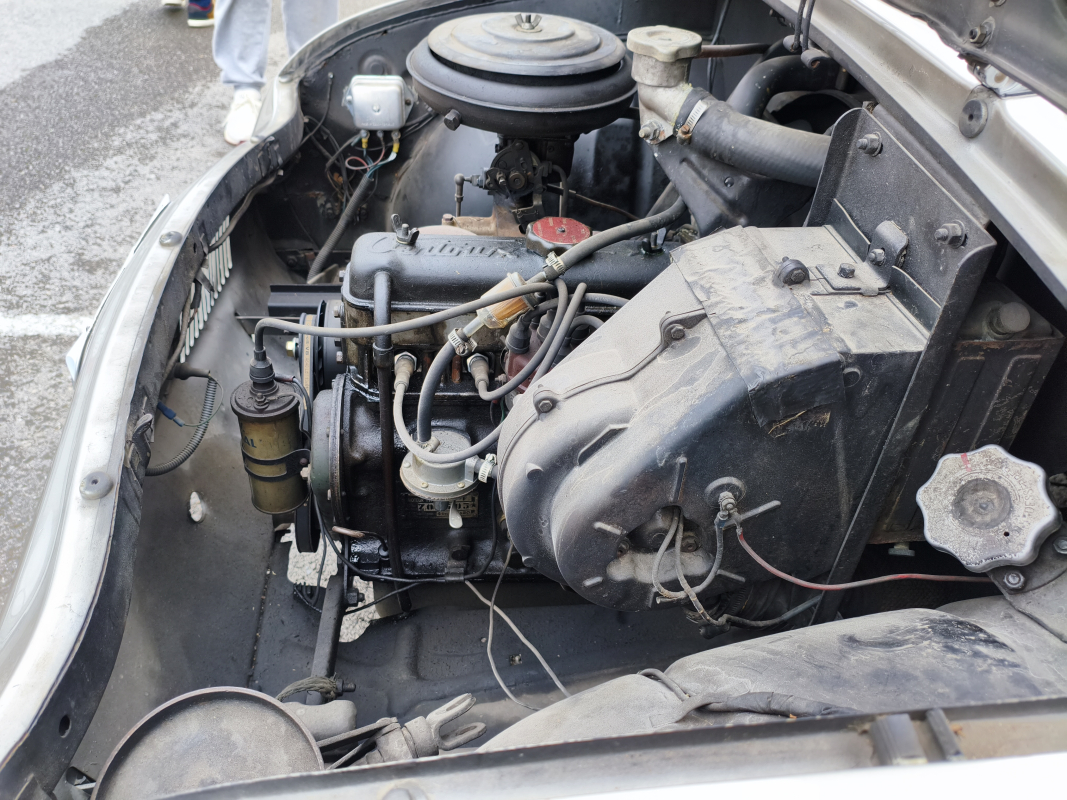 Renault Dauphine — 33