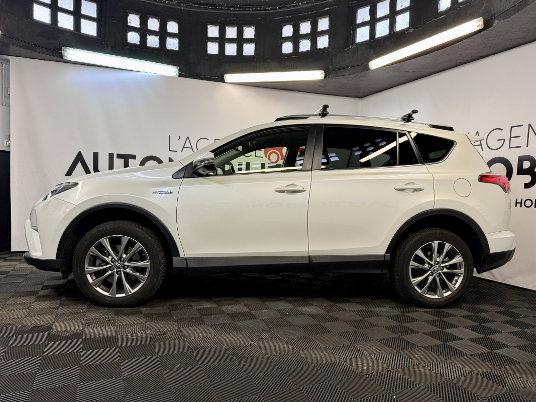 Toyota RAV4 — 8