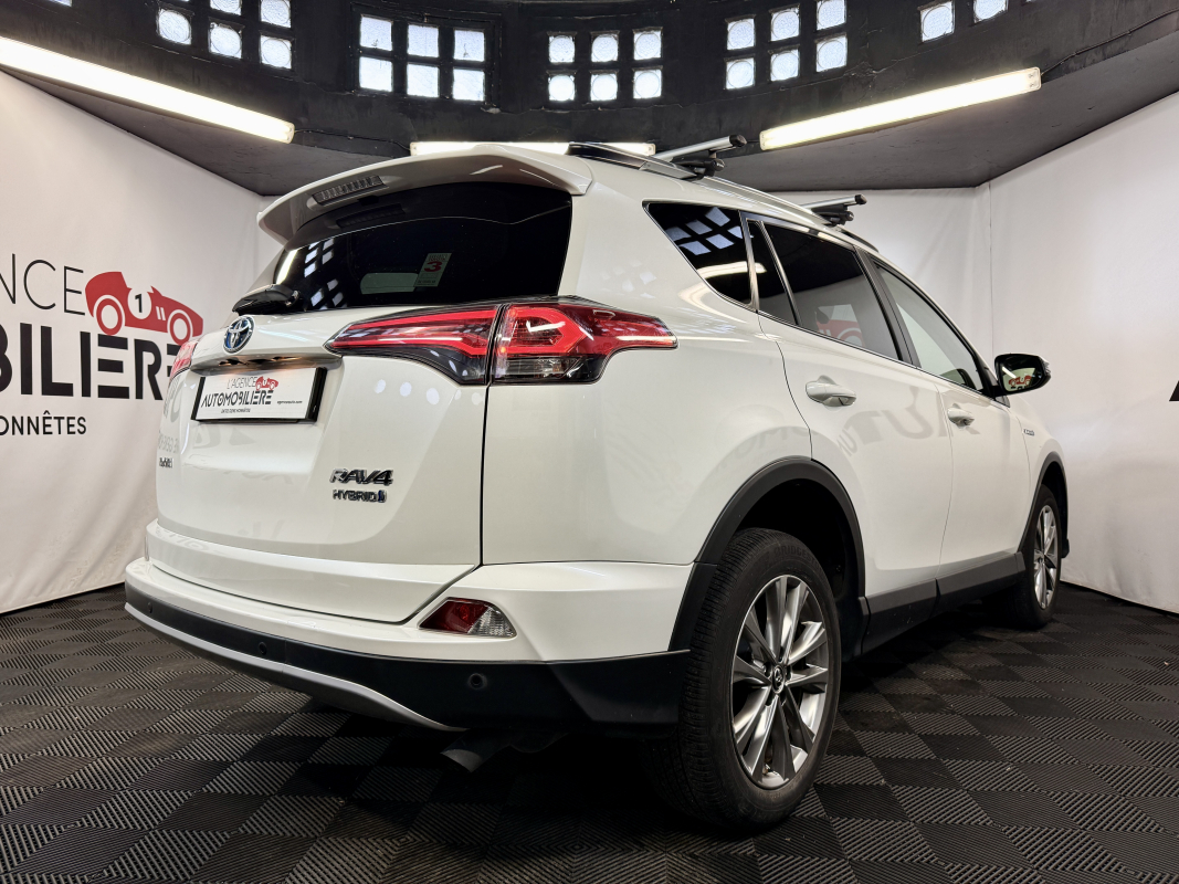Toyota RAV4 — 5