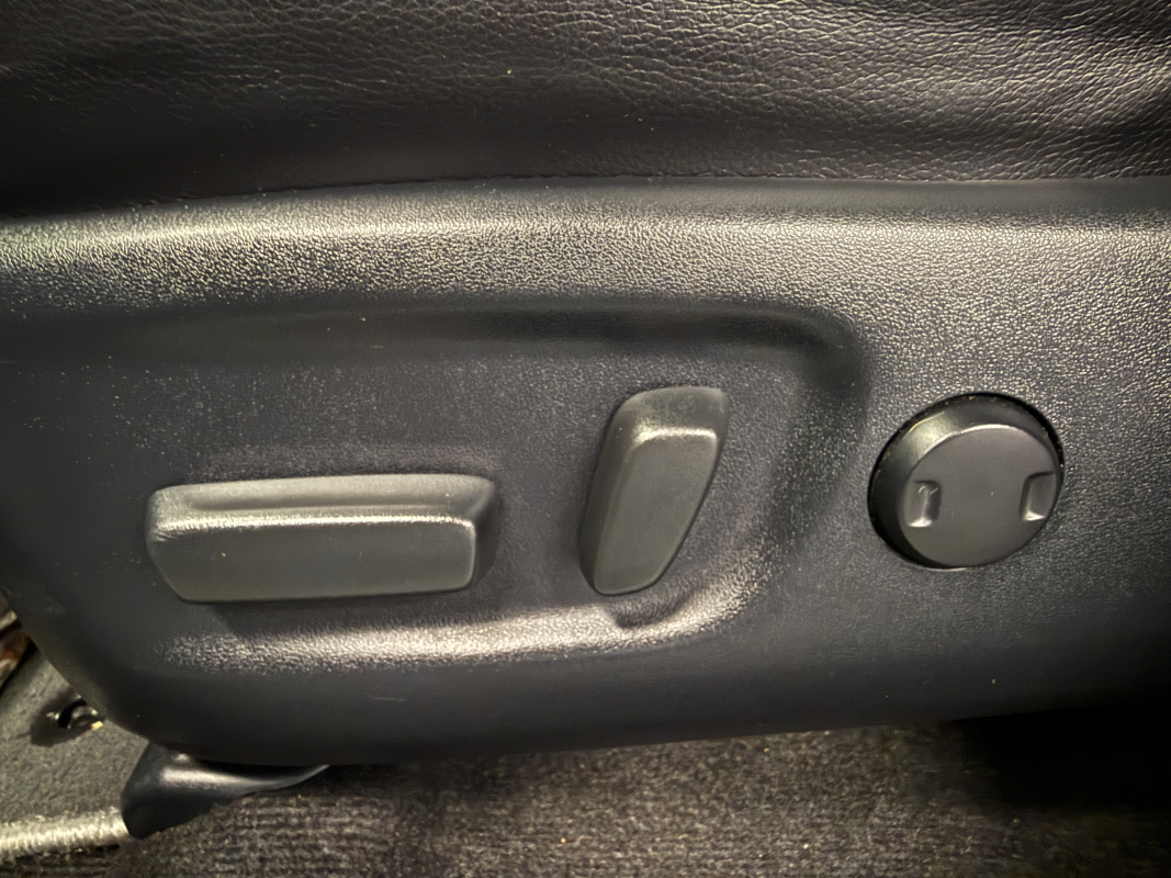 Toyota RAV4 — 23