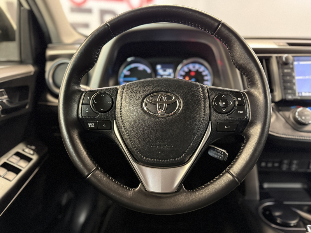 Toyota RAV4 — 18