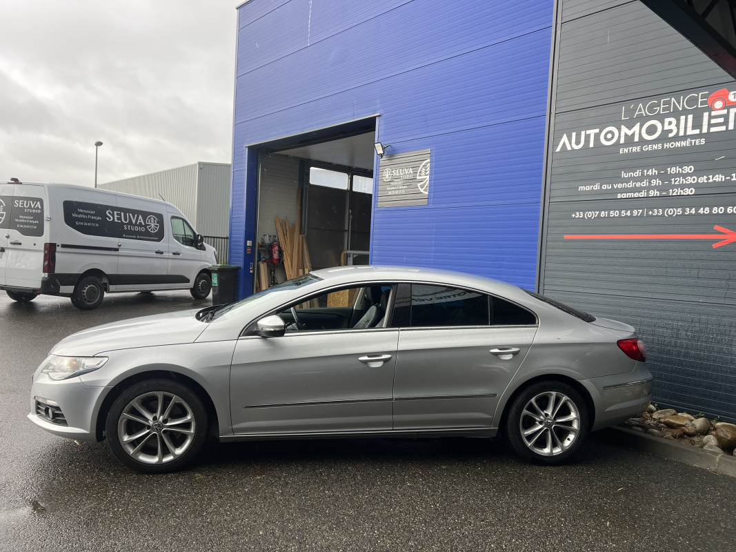 Volkswagen Passat — 5