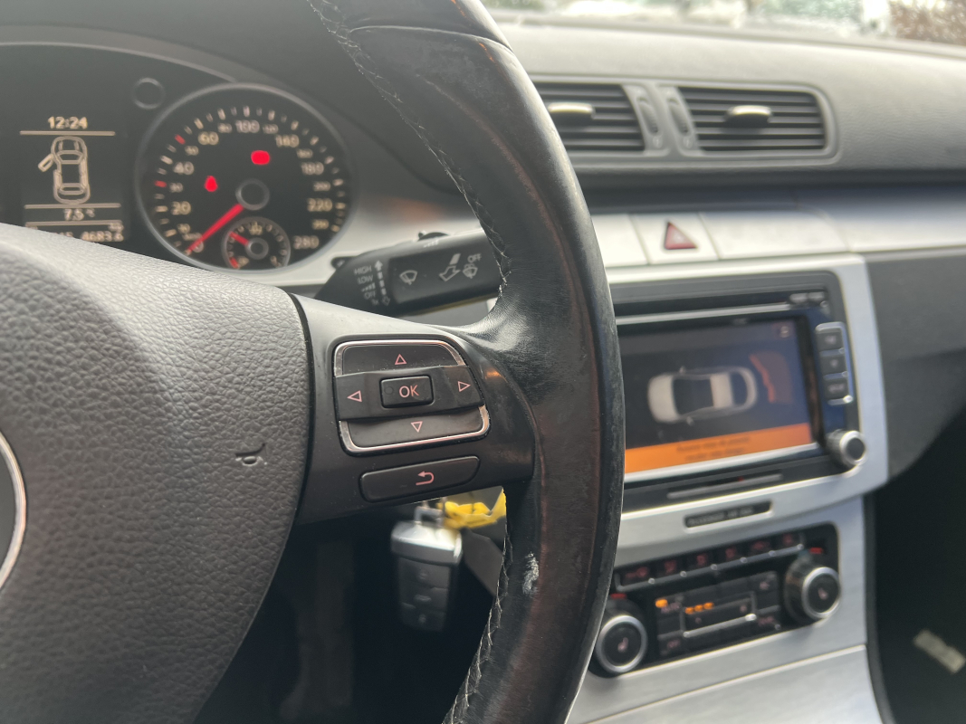Volkswagen Passat — 18