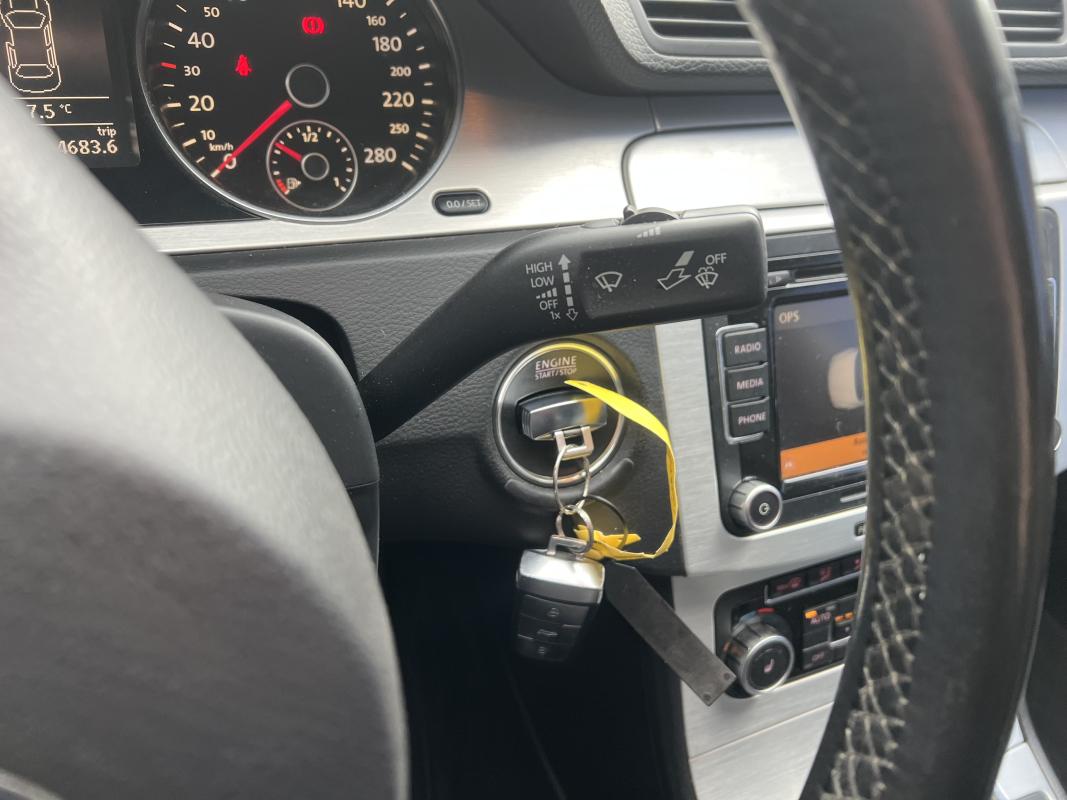 Volkswagen Passat — 20