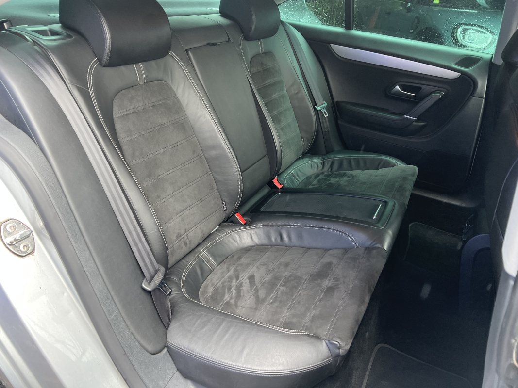 Volkswagen Passat — 23
