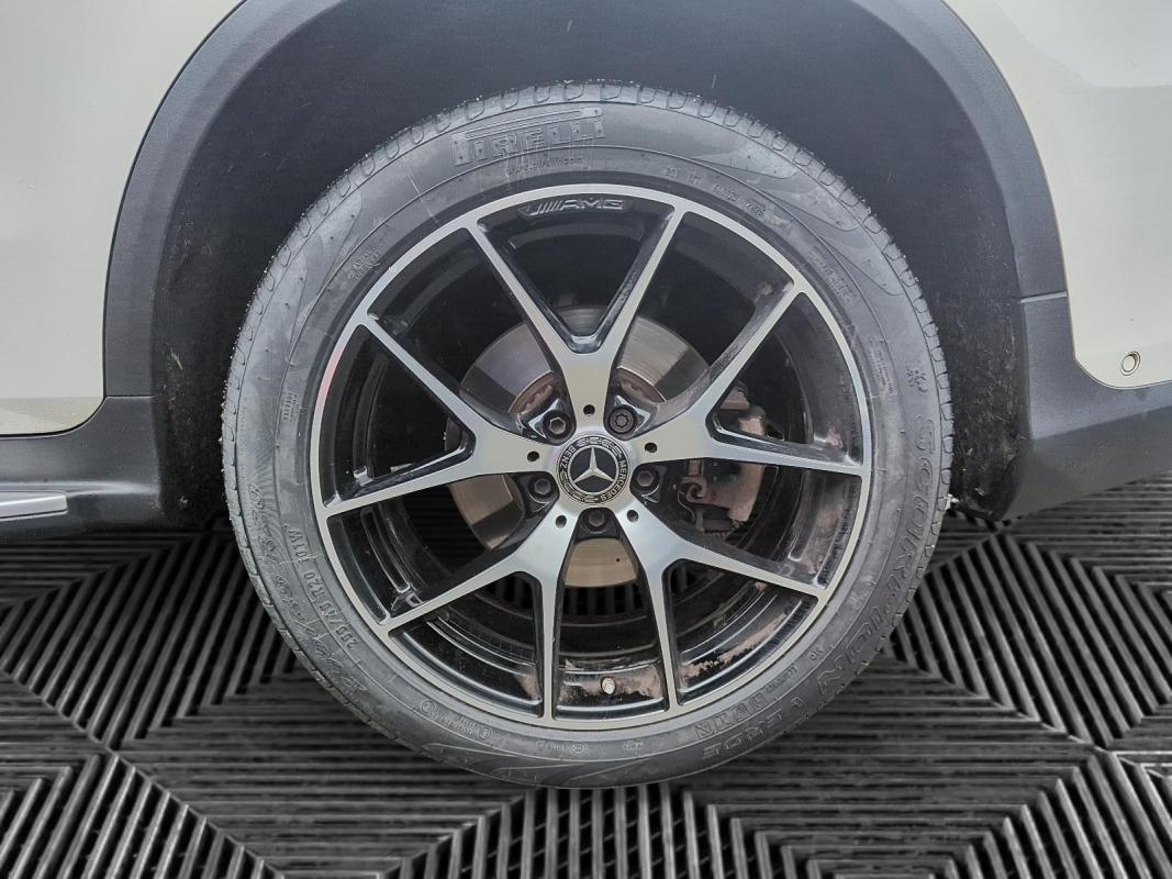 Mercedes Classe GLC — 17