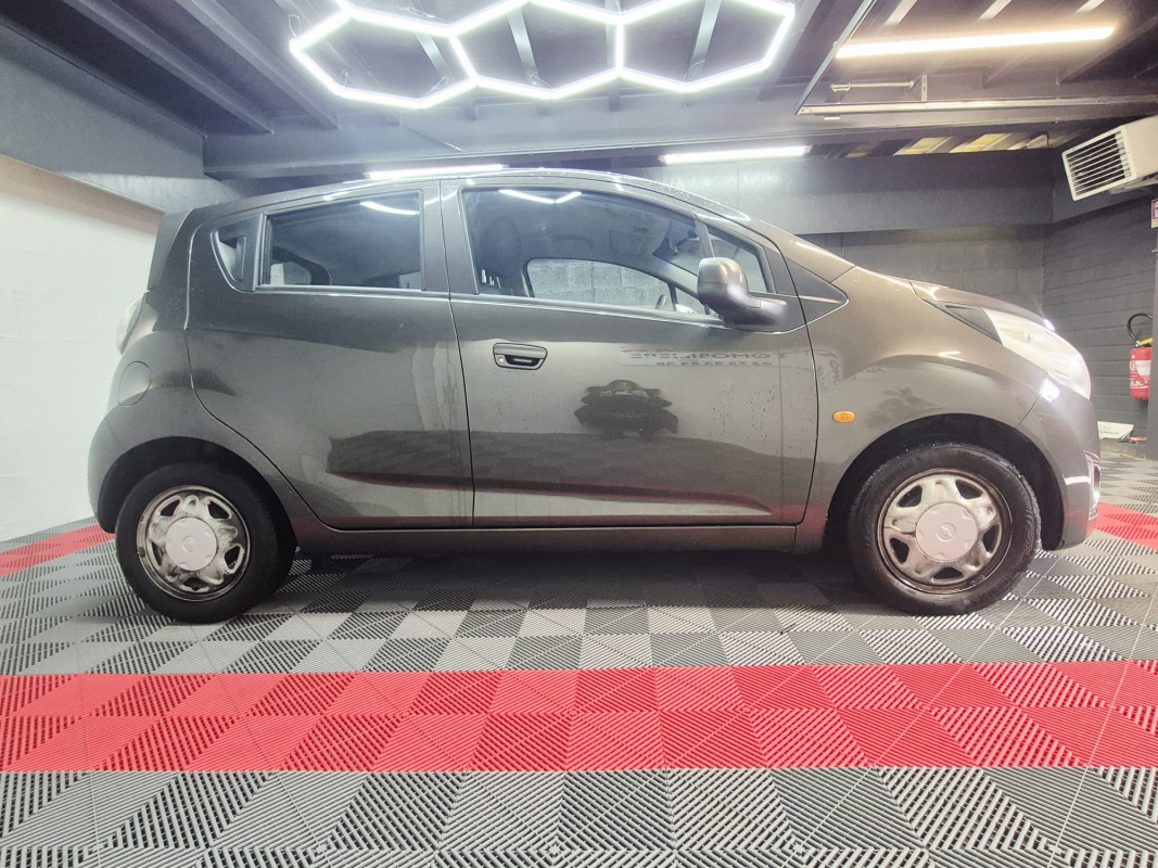 Chevrolet Spark — 4