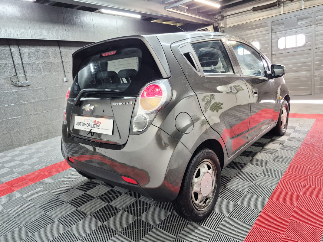 Chevrolet Spark — 5