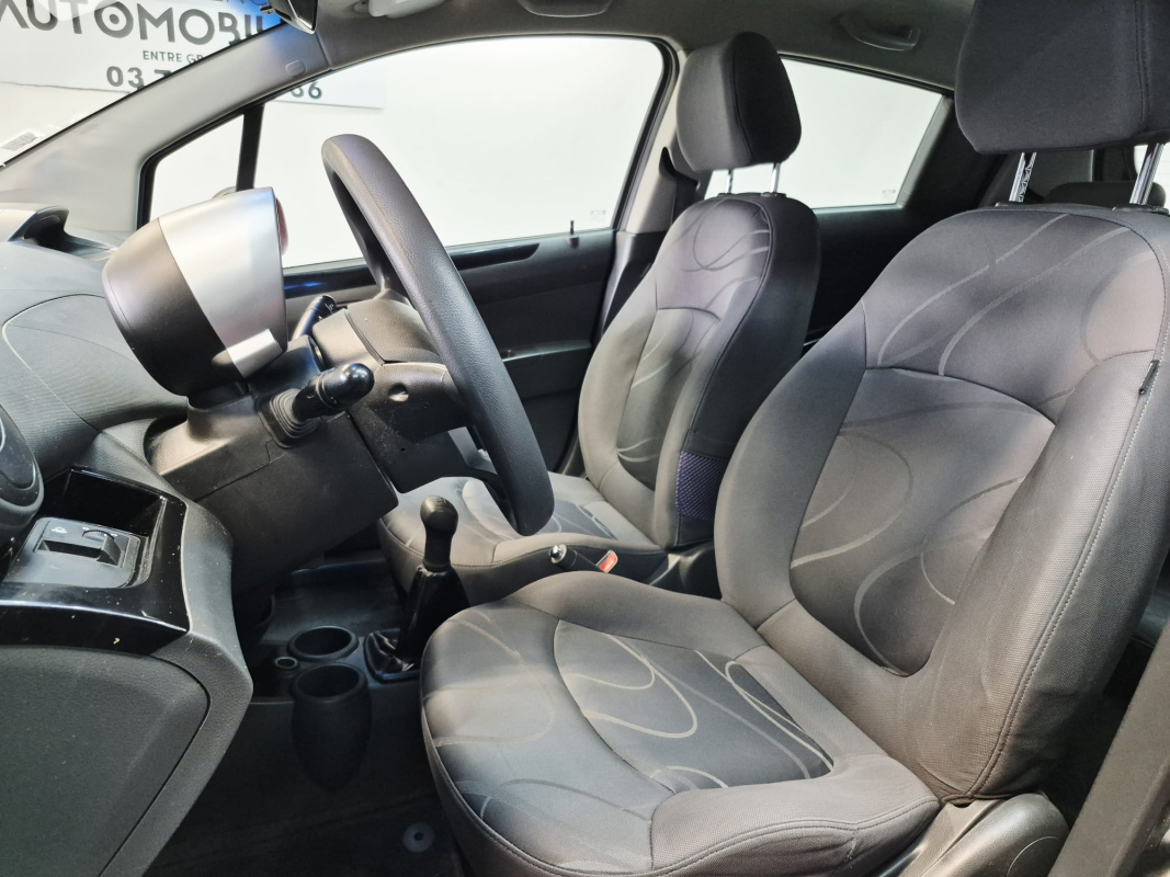 Chevrolet Spark — 11